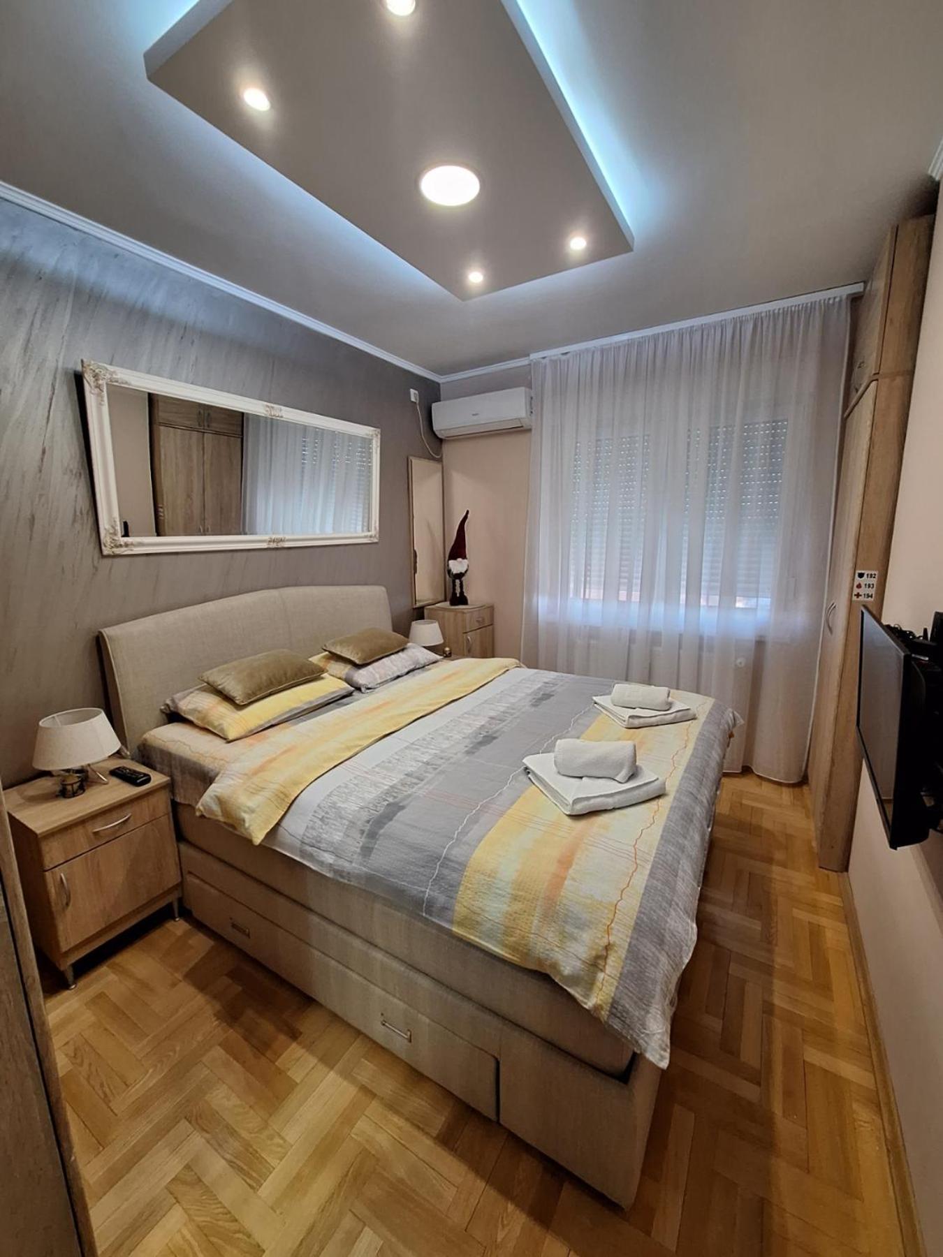 Lux Apartment Sanja 1 ซูโบติกา ภายนอก รูปภาพ