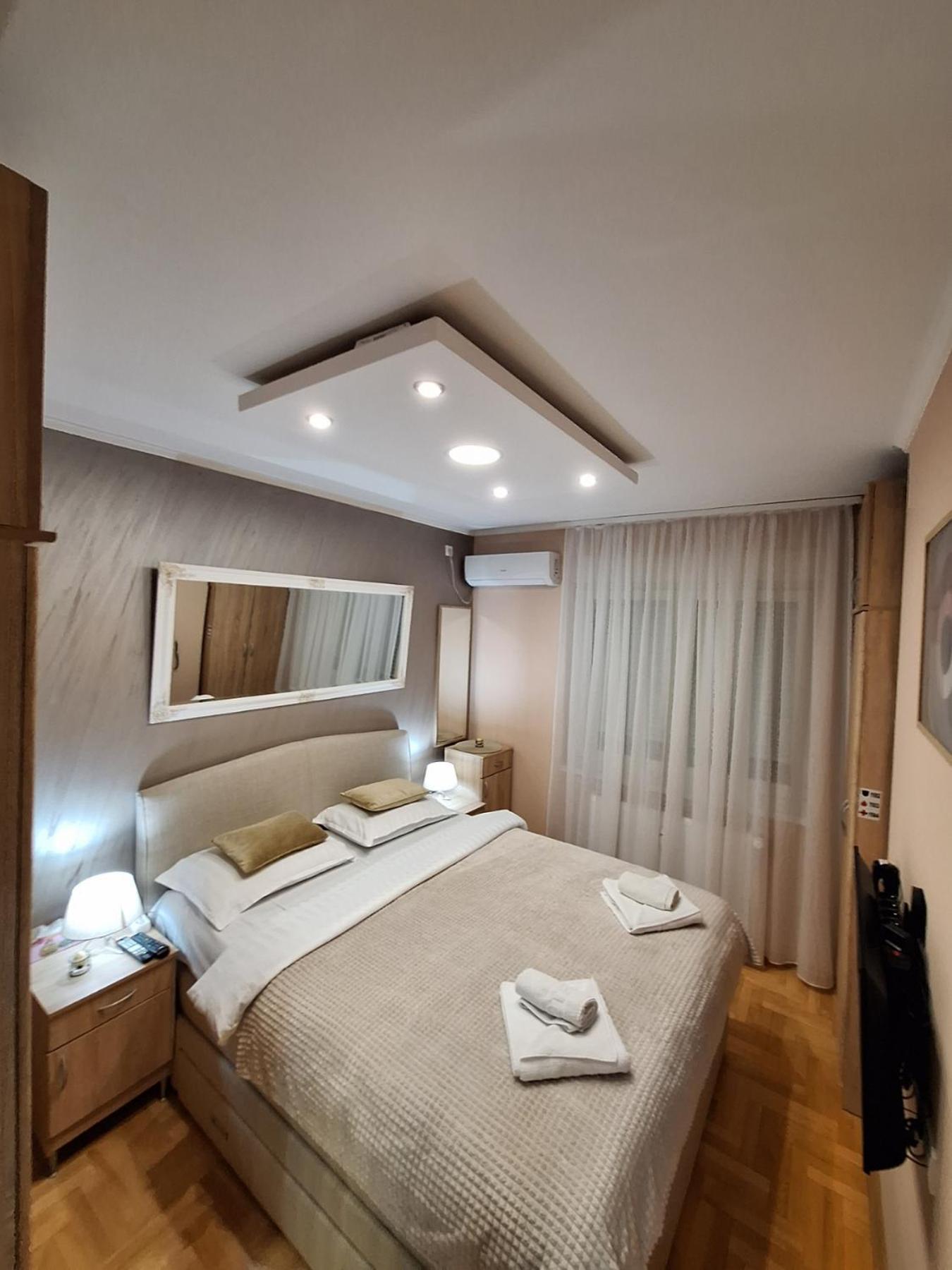 Lux Apartment Sanja 1 ซูโบติกา ภายนอก รูปภาพ