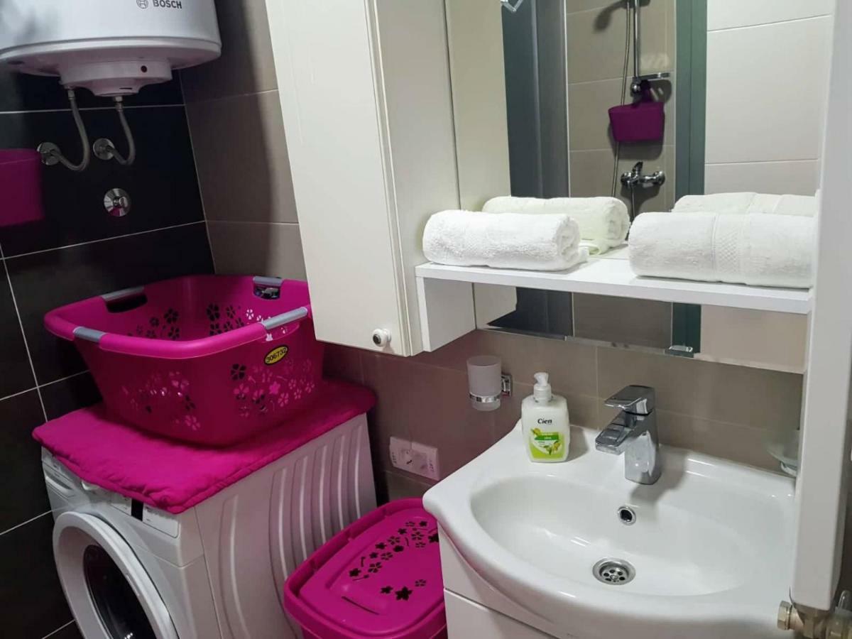 Lux Apartment Sanja 1 ซูโบติกา ภายนอก รูปภาพ